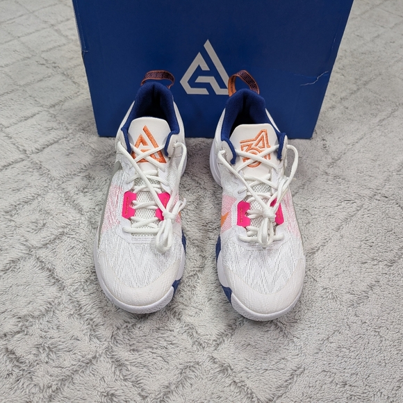 Nike Giannis Immortality 2 White Silver Blue Basketball Shoes Mens 9.5 New - Picture 2 of 8